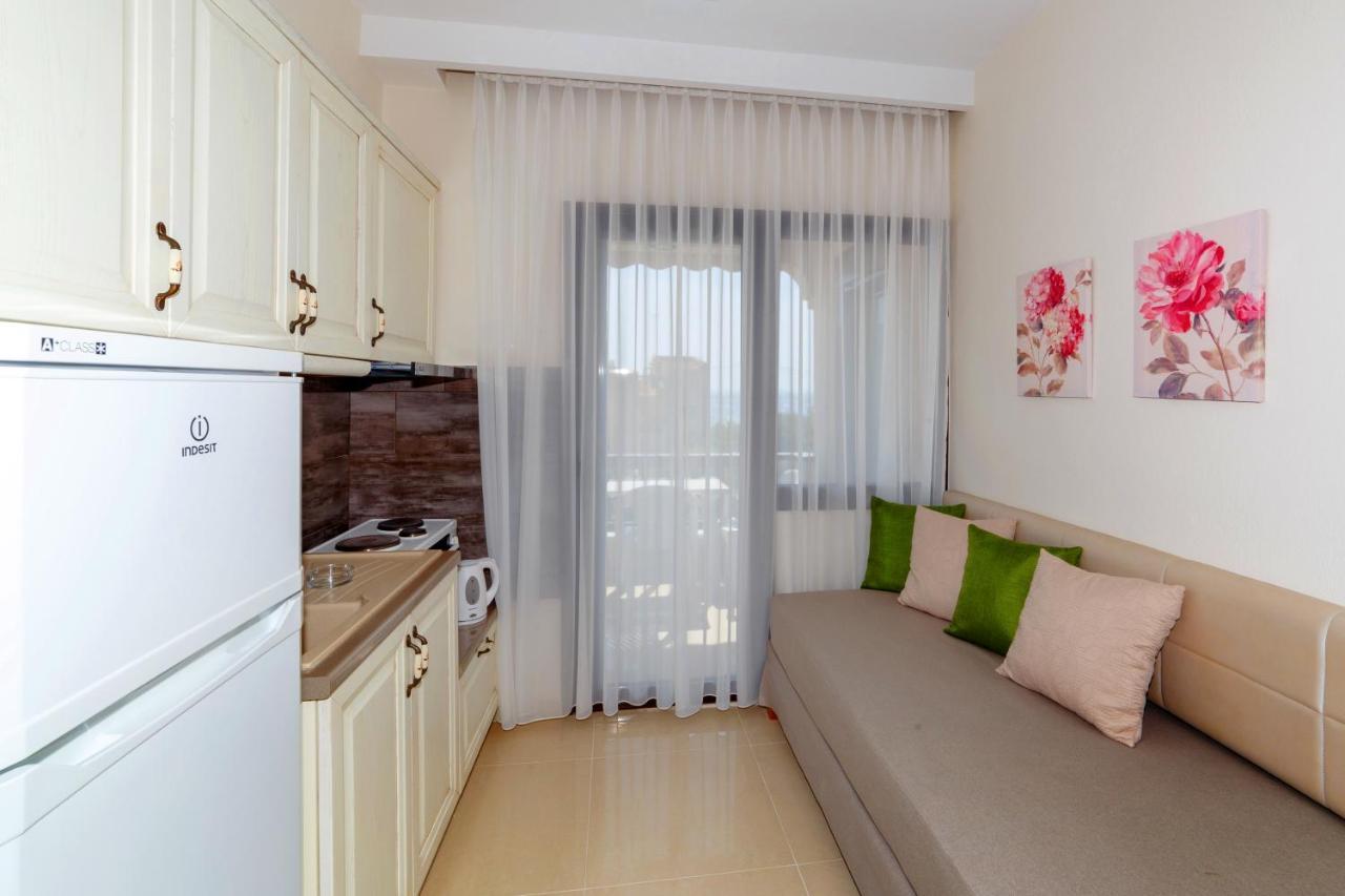 Apartments Kassandrinos-Maria Nikiti  Zewnętrze zdjęcie